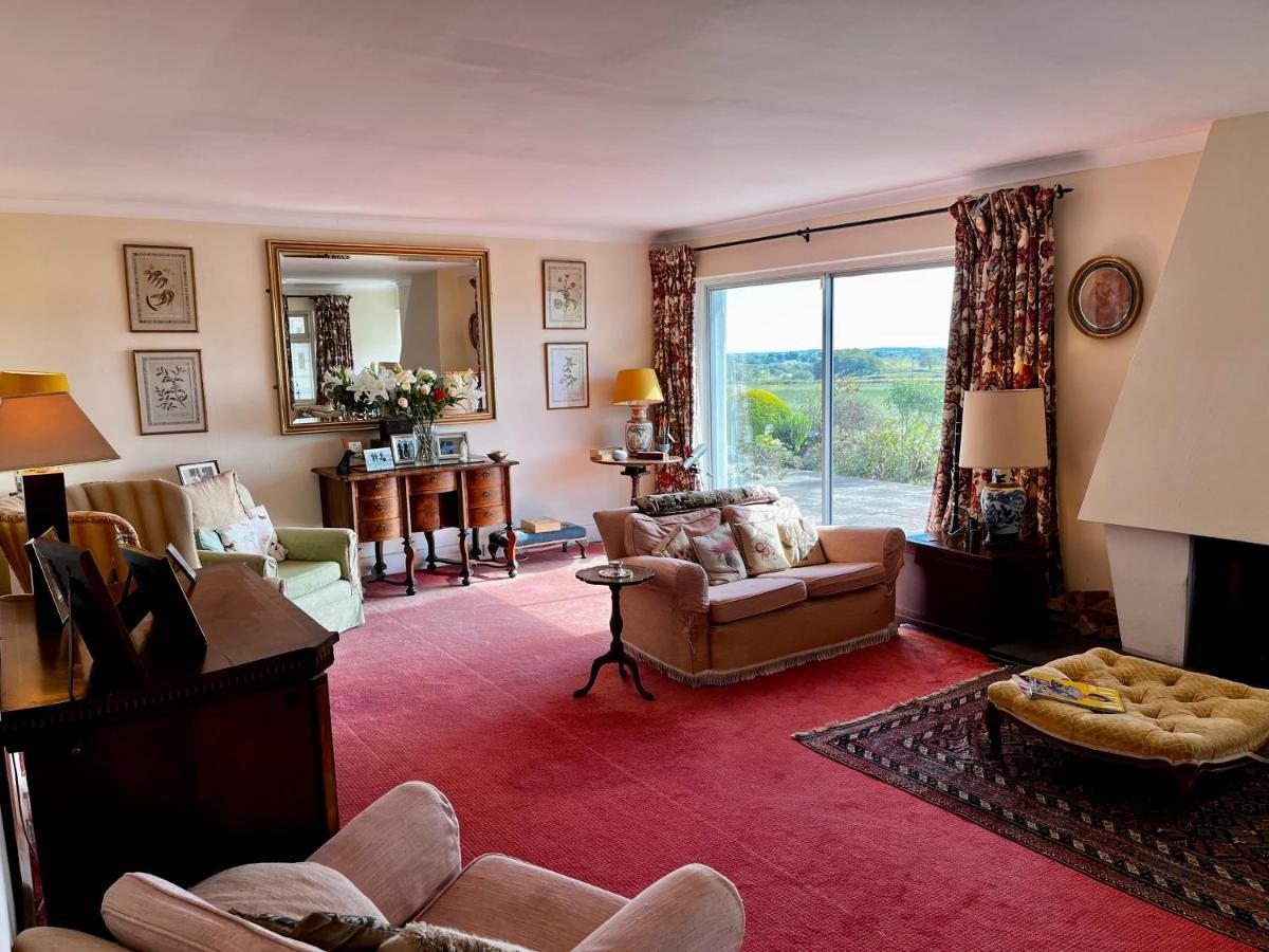 업로우무어 Whitehouse B&B 외부 사진